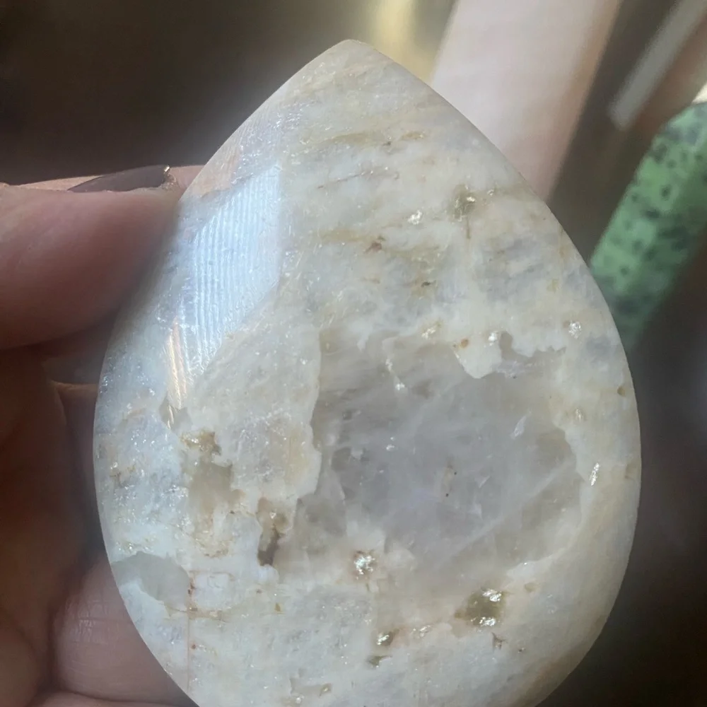 Assorted Crystal Bundle - Picture 3 of 6